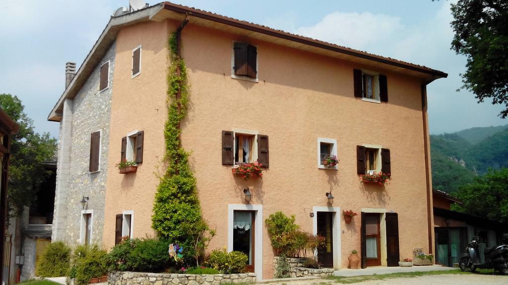 Agriturismo La Part San Zeno di Montagna Ngoại thất bức ảnh